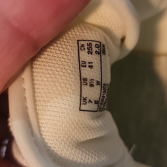 Clarks - Picture 7 of 7